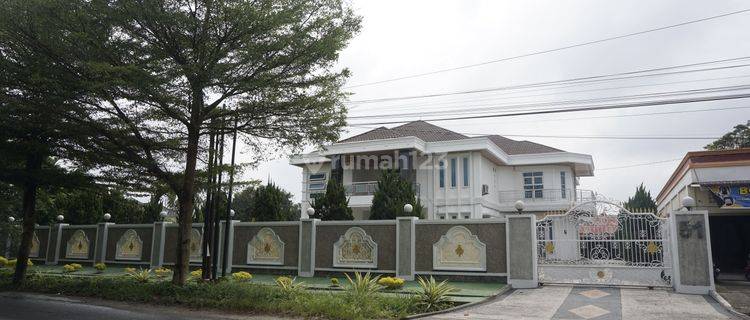 Rumah Sultan 2 Lantai Tengah Kota Surat Shm  1