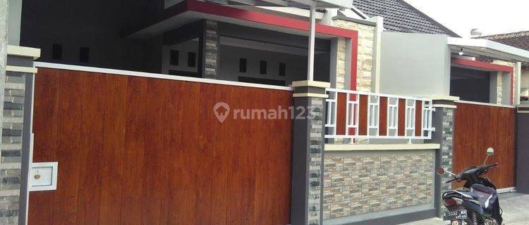 Rumah Baru Cantik Luas Siap Pakai Di Wirun Mojolaban (an) 1