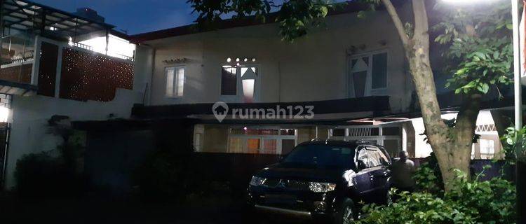 Rumah Dihitung tanah,siap huni di Jakarta Pusat 1