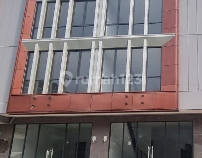 For Rent 3-Story Shop House Ready to Occupy Near Cibubur Tourist Gate 1