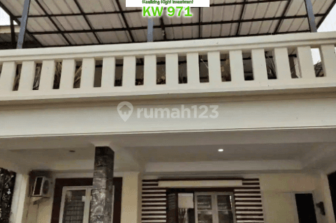 Disewakan Rumah 2 Lantai Nyaman Terawat di Kota Wisata Cibubur 1