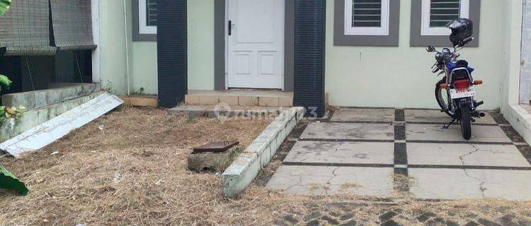 Rumah Murah Bagus Rapi Dalam Cluster di Legenda Wisata 1