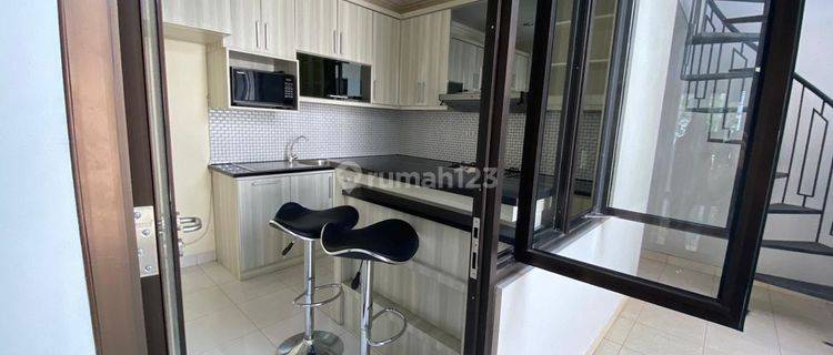 Rumah Minimalis 2 Lantai Bagus Rapih Lt160 Lb200 Legenda Wisata  1