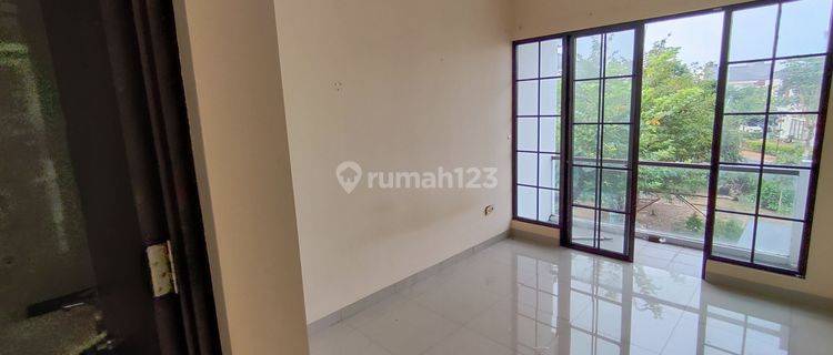 Disewakan Rumah Green Lake City 8x15 Posisi Strategis Termurah 1