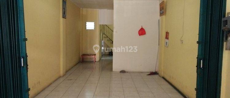 Disewakan Rumah 4x17 Jelambar 3 Lantai Lebar 2 Mobil Termurah  1