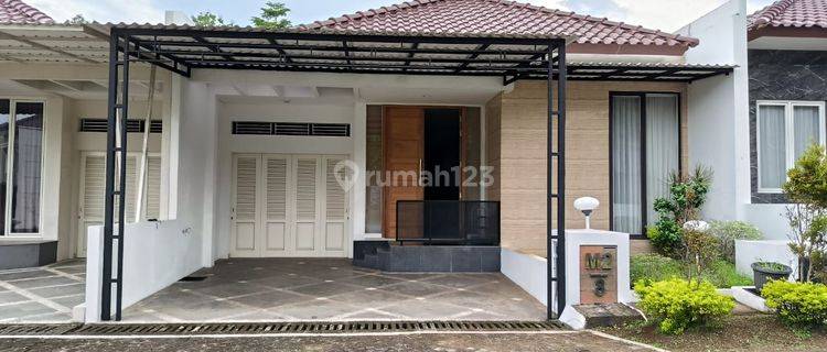 Disewakan Rumah Furnished Siap Pakai Montana Candi Golf Semarang 1