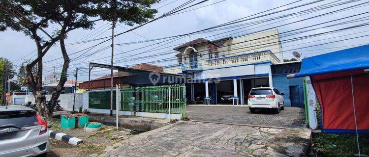 Rumah Bangunan Komersial Area Jalan Raya Dr Cipto, Semarang Timur 1