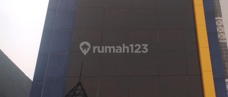 For sale: Fully furnished shophouse, renovated and ready to use 1
