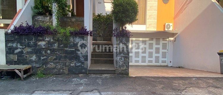 Nice 3-Story House in Lebak Bulus, South Jakarta 1