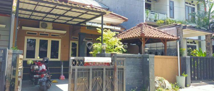 Dijual Rumah Full Furnished Pinus Regency Harga Terjangkau 1