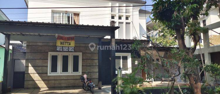 Rumah Bagus 2 Lantai di Lippo Cikarang 1