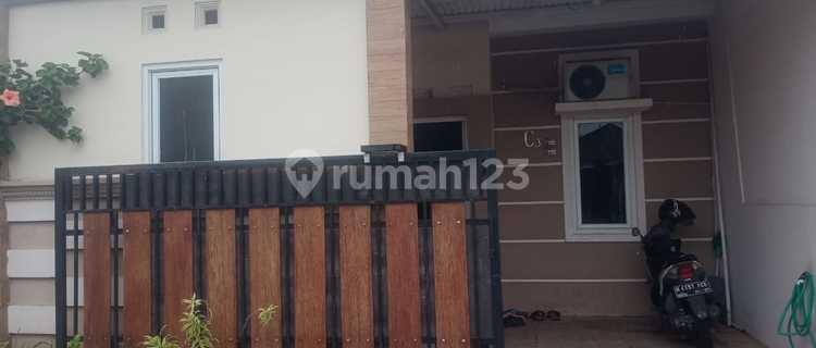 Rumah Mungil Siap ******** ******** Kota 1