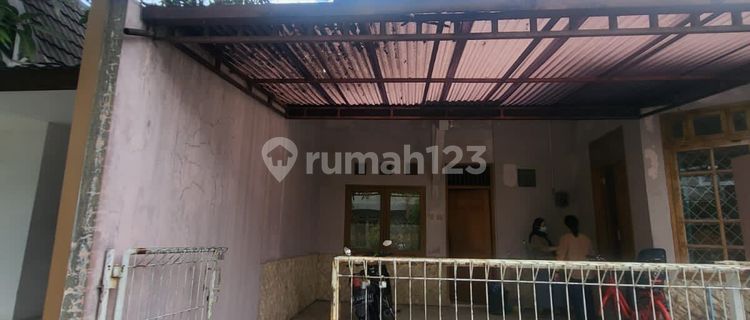 Ruma Griya Perwita Wisata Jalan Kaliurang km 13 Ngaglik Sleman Yogyakarta 1