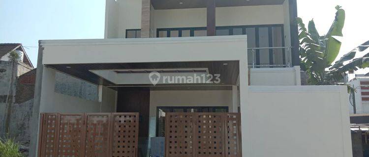 Rumah Mewaj Jakal Km 7,8 Sindhu harjo Sleman Yogyakarta 1