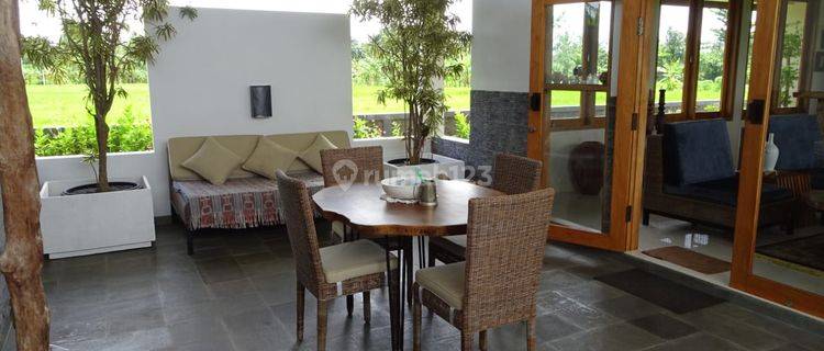 Rumah Villa Fully Furnished Model Modern Tropical Di Ganjuran Cocok Untuk Homestay Atau Hunian Pribadi 1