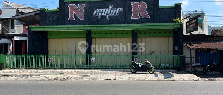 Shop House Plus Home Strategic Location in the Center of Magelang City Near Akmil Suitable for Various Businesses 1