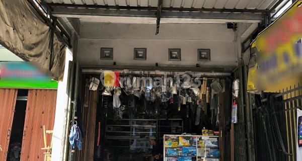 Ruko siap pakai di jalan Soekarno Hatta 1
