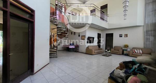 Rumah Siap Huni di Puri Anjasmoro 1