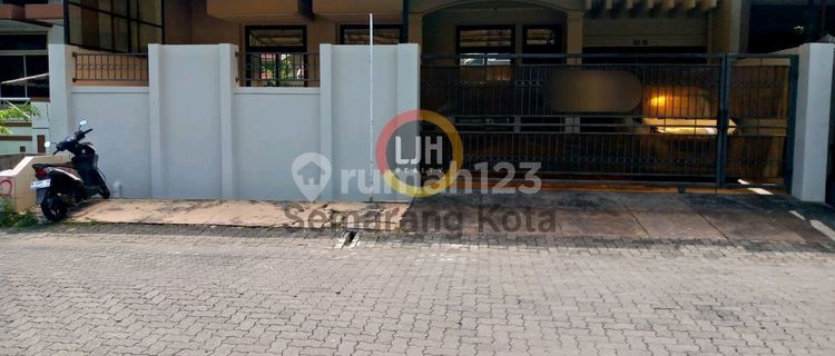 Ready-to-Occupy House In Puri Anjasmoro 1