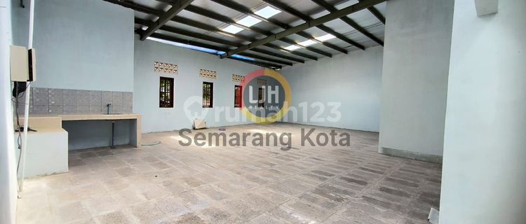 Ready-to-Use Shop House on Mt Haryono Street 1