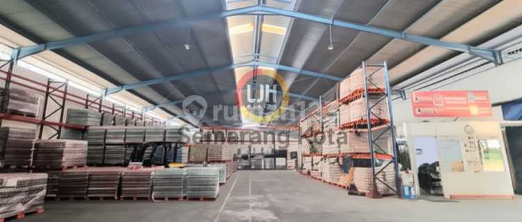 Ready-to-use warehouse in Tugu, Tambakaji. 1