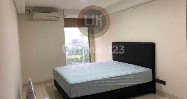 1 Unit Apartment Warhol 1