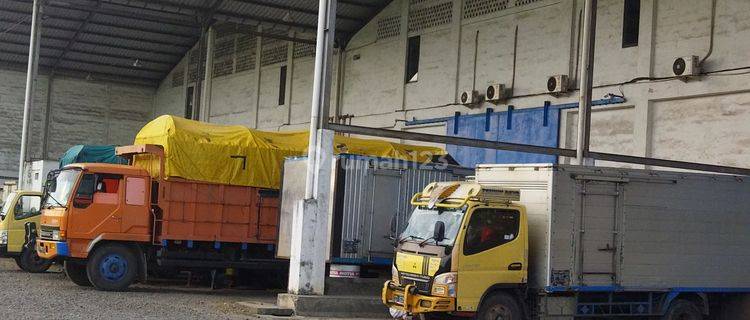 Gudang sewa 1750m2 di Jl. Ir sutami tol makassar  1