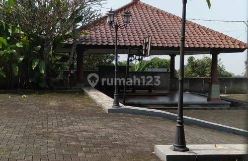 Villa Di Dago View Menawan Kota Bandung Dan Bukit Hijau Sejuk 1