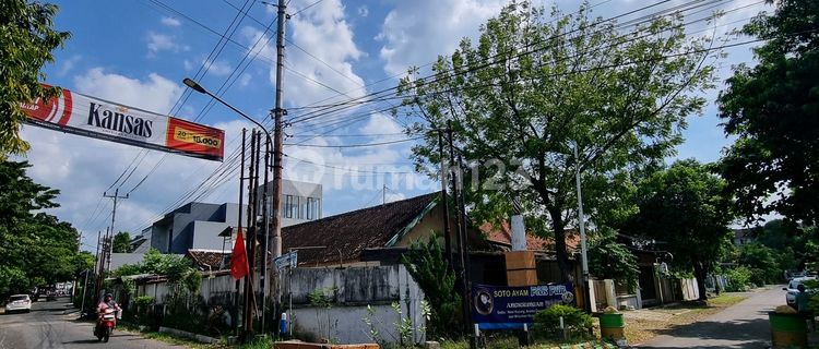 Lt.415 Lebar 28meter! Lokasi&bentuk Tanah Sgt Bagus! Hook!!lebar 28 Meter Yg Hadap Jalan Raya Bisa Buat 6 Atau 7 Ruko!!! Tanah Hm Dgn Bangunan Lama.di Puspowarno Raya Semarang Barat Lokasi Strategis Untuk Dibangun Ruko Bisnis Retail,hotel ,office ,gudang, 1
