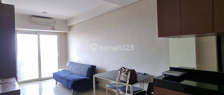 SEWA  APARTMENT  DI PUSAT KOTA MG SUITES  FULLY FURNISH, LUAS 47m2, BALKON LUAS, ADA DAPUR, RUANG KELUARGA, LANTAI PREMIUM  1