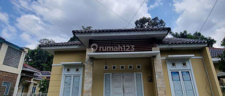 JUAL Rumah di Perumahan Graha Sentosa MANGUNSARI  Salatiga SHM 1