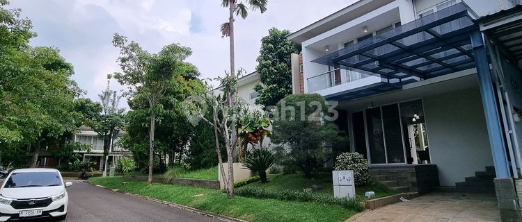 Jual cepat!! IVY PARK CLUSTER DPN DANAU BSB!! NEGO!! Rumah BARU TP SIAP HUNI!!.Full furnished n elektronik berkelas.Lokasi premium bgt! Good view!! 1