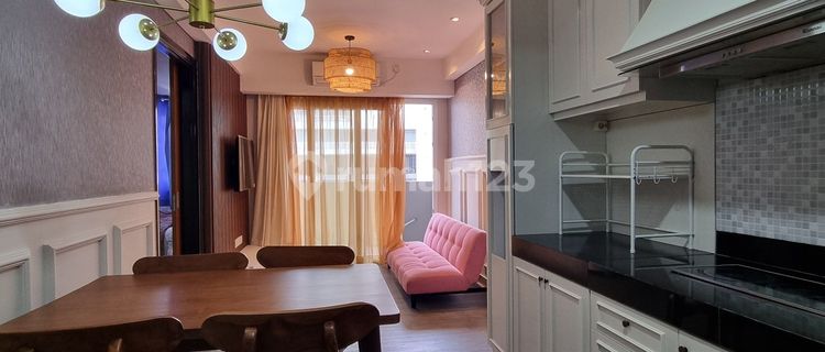 Down 15 Million!! Cheap, New, and As Luxurious and Complete As This Apartment in the Heart of Semarang City!! Rent Mg Suite 2 Bedroom Apartment New, Luxurious, Fully Furnished.. on Premium Floor with Spacious Balcony, Located in Semarang's Golden Triangle. 1