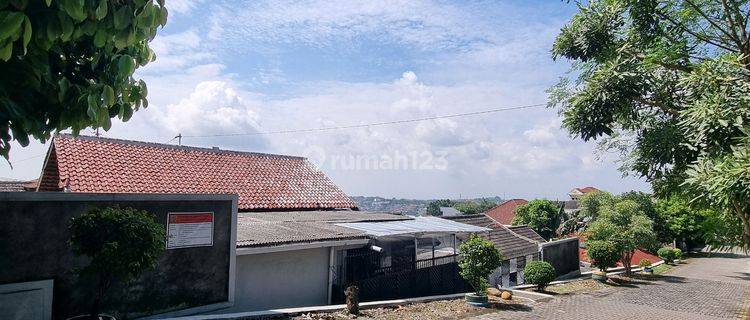 Jual Cepat!harga Nego Kok! Di Gombel Smg Atas Yg Anti Banjir Dan Udara Sejuk Tp Masih Dekat Pusat Kota , Jalan Terlebar, Salah Satu Kavling Terbaik Di Perumahan Krn Bisa Tembus 2 Jalan . 1