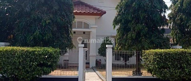 Rumah Cluster Hook Cantik dan Menarik di Harapan Indah Bekasi 1