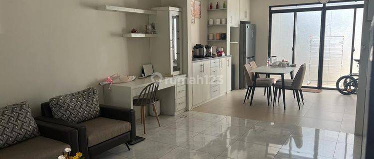 Rumah Minimalis 2 Lantai Siap Huni Full Renov Kbp Kota Baru Parahyangan Bandung 1