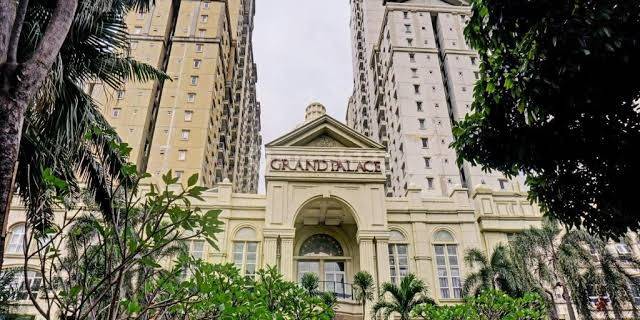 Apartemen Grand Palace Kemayoran view pool jual cepat harga nego  1