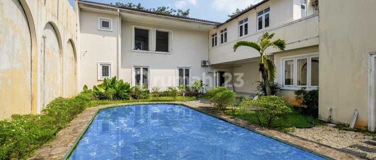 2-Story Classic House in Lebak Bulus with 5 Bedrooms 1