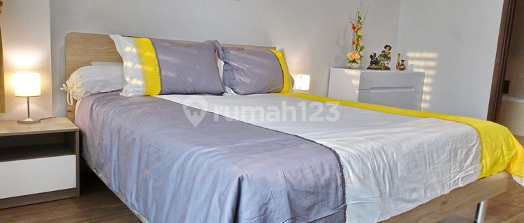 Apartment Gallery West Residence West Jakarta 2br 1