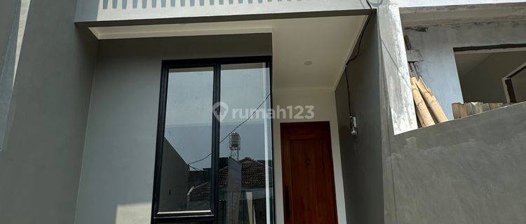 Rumah Baru Bagus Minimalis, Komplek, Tanjung Duren, Jakarta Barat 1