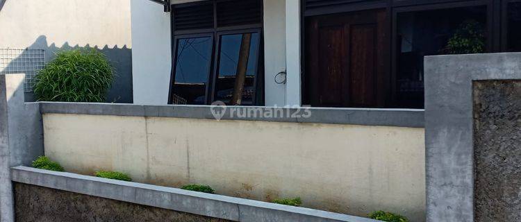 Rumah Bagus Semi Furnished SHM di Jl. Melati Pjmi, Jakarta Selatan 1