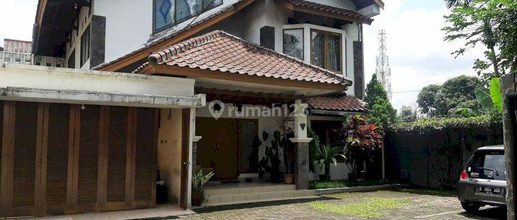 Rumah dan Kost Exclusive 20 Kamar kawasan Dago Cigadung Bandung 1