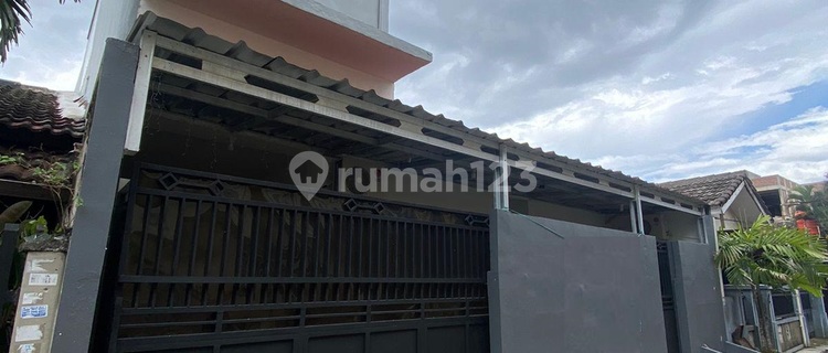 Di Jual Cepat Kos - Kosan di Ciledug, Tangerang 1