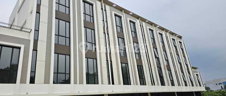 For rent, shop house on Panjang Kelapa Dua street - rare opportunity.. new shop house. wow land size 4.5x15 / 4 floors 1