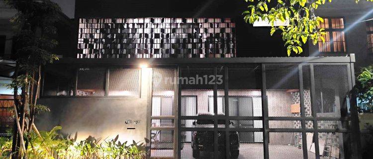 Jual Rumah Baru di Puri Indah..lux.mewah..wow Dptkan Segera Lt. 240 m² 1