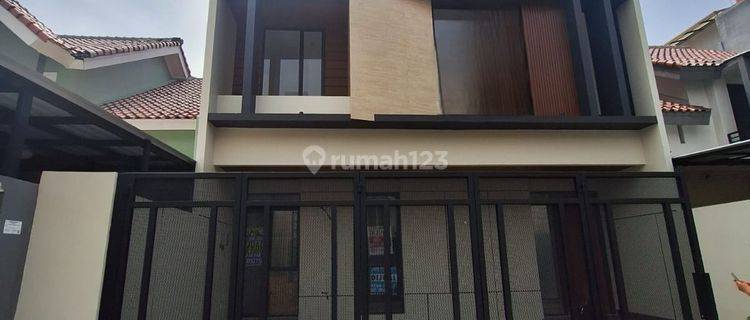 Jual cepat-rumah di Metland puri.baru..lux.wow dptkan segera.LT 9x15 (135m²), 1
