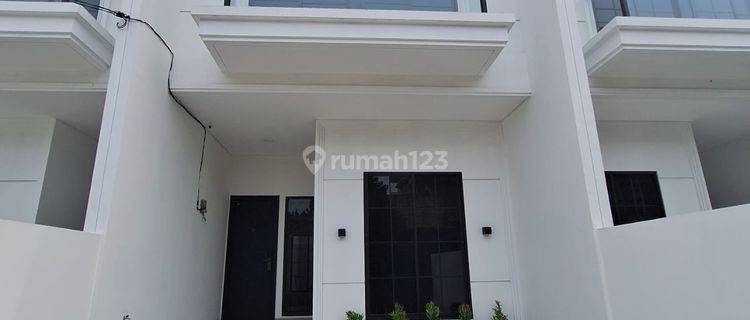 Jual Rumah Kavling Dki ..dekat Gereja..wow.. Meruya, Jakarta Barat Luas Tanah 100 m² 1