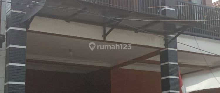 Rumah Tingkat di Harapan Indah Harga Bersahabat 13384 Mar 1