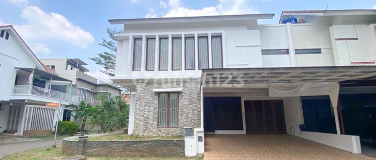 Dijual Rumah Mewah Hook Cluster Discovery Bintaro 1