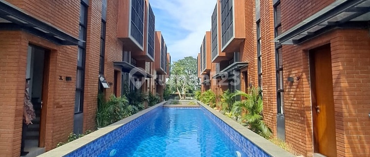 Jual Kemang Fully Furnished Dalam Townhouse Dekat Kemang Raya 1
